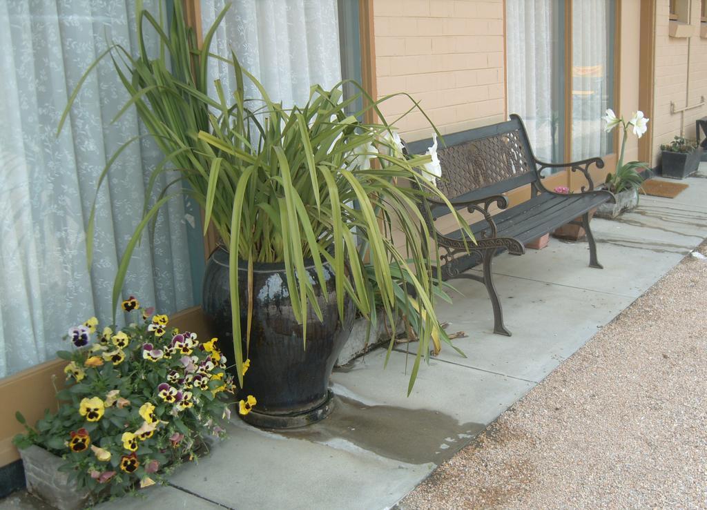 Travellers Rest Motel Bairnsdale Exterior foto